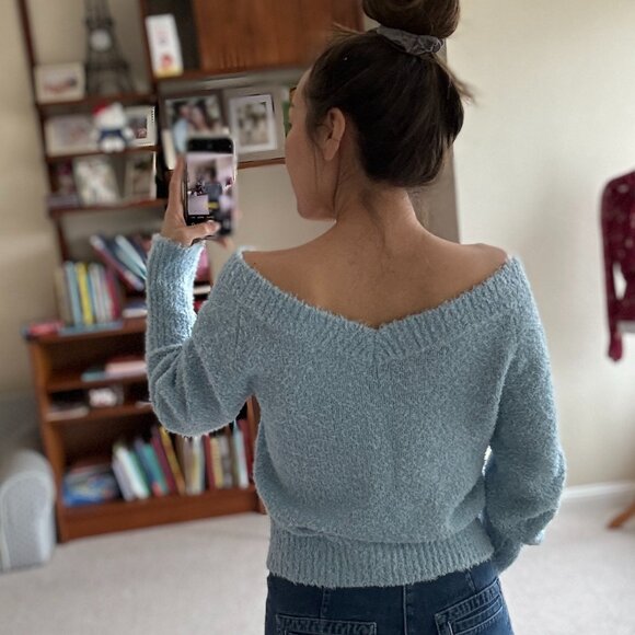 NWT! J. Crew Blue Off-the-Shoulder Sweater Relaxed Fit - Picture 5 of 12